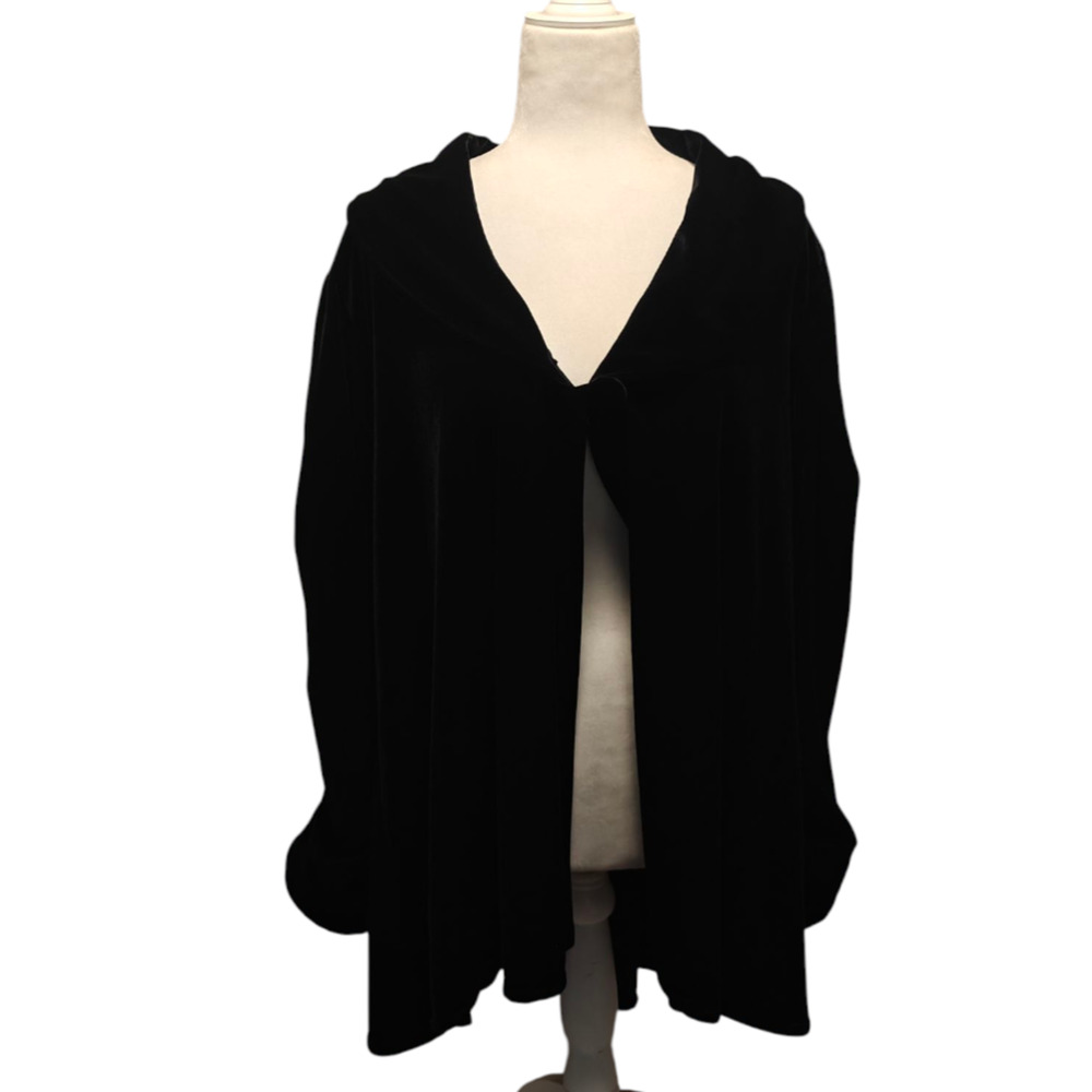 Vintage Black made velvet Cape sz S/M